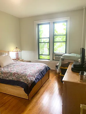 Rented by Compass | media 19