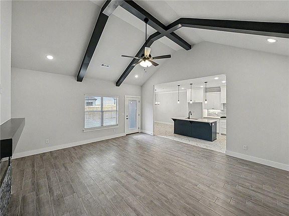 3rd image of 6907 SW High Meadow Blvd