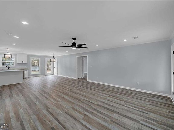 4th image of 27 Bluegill Rd