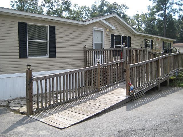 2nd image of 577 Broad River Blvd