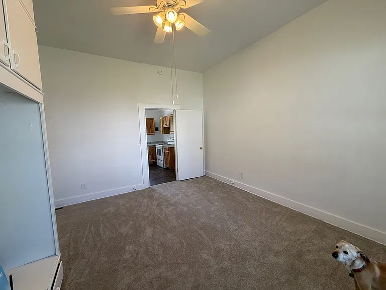 12 Long St — Photo 15