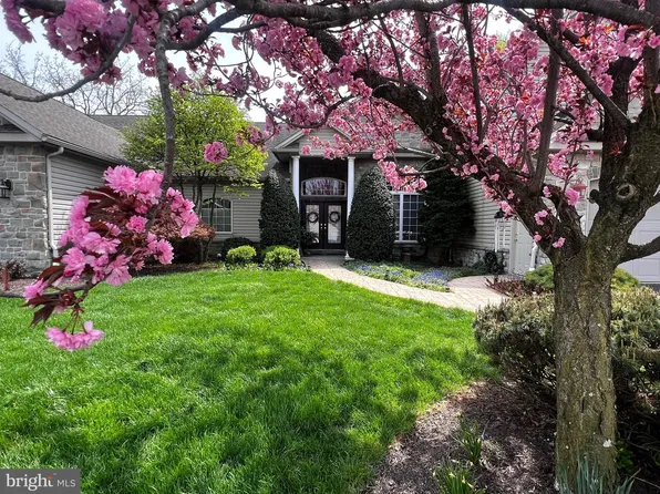 844 Victoria Ln, Palmyra, PA 17078