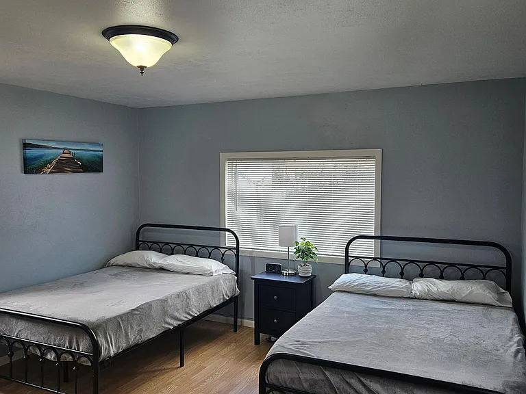 10868 W Mount Vernon Ave — Photo 8