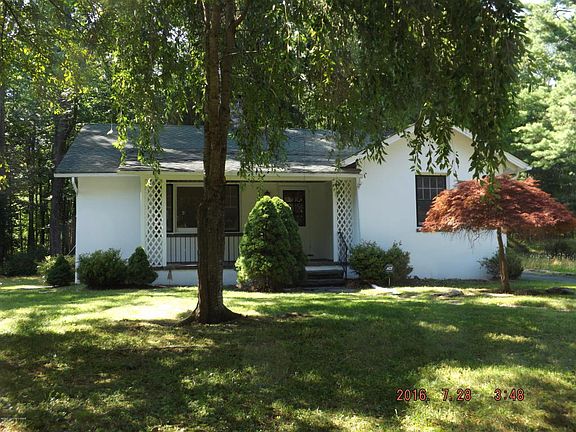 2nd image of 453 Golf Dr
