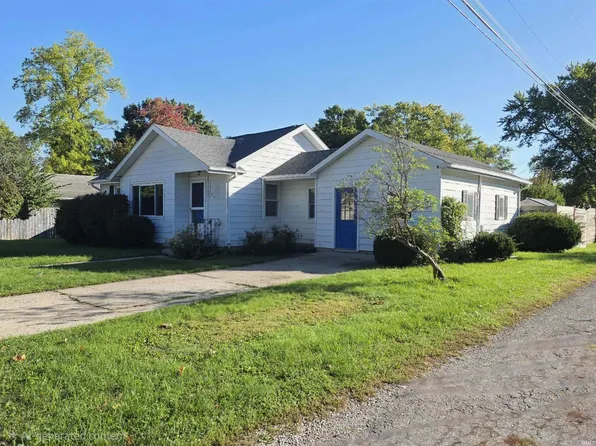 312 N Cleveland St, Auburn, IN 46706