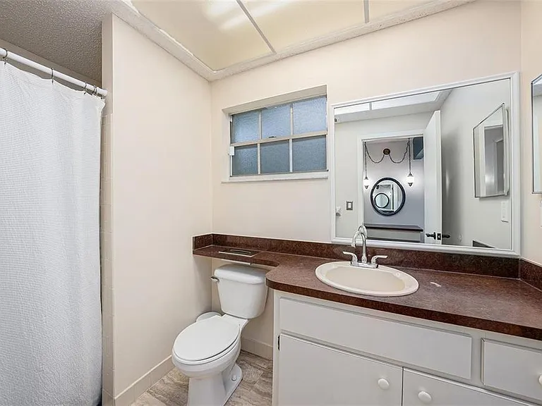 13013 Sawmill Way — Photo 27