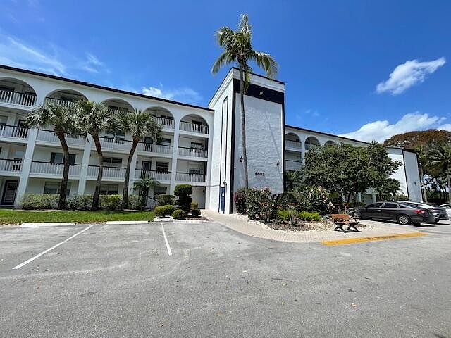 4602 Martinique Way #F1