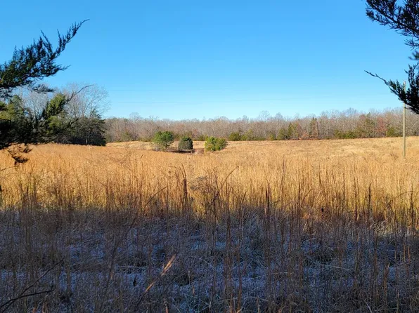 19 Down Creek Lot Rd, Brookneal, VA 24528