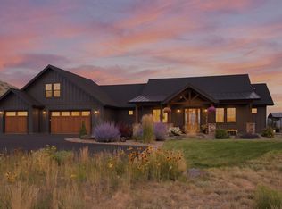 70041 Annies Dr, Sisters, OR 97759