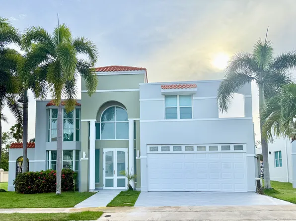 1 Urb Estancias De Cerro Gordo Stephanie, Vega Alta, PR