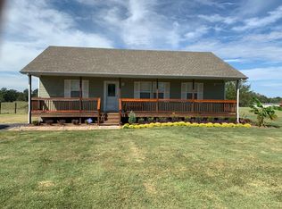 2463 Akersville Rd, Lafayette, TN 37083