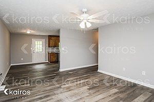 3rd image of 248 Deer Pkwy