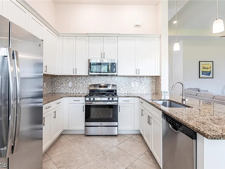 13730 Willow Haven Ct — Photo 15