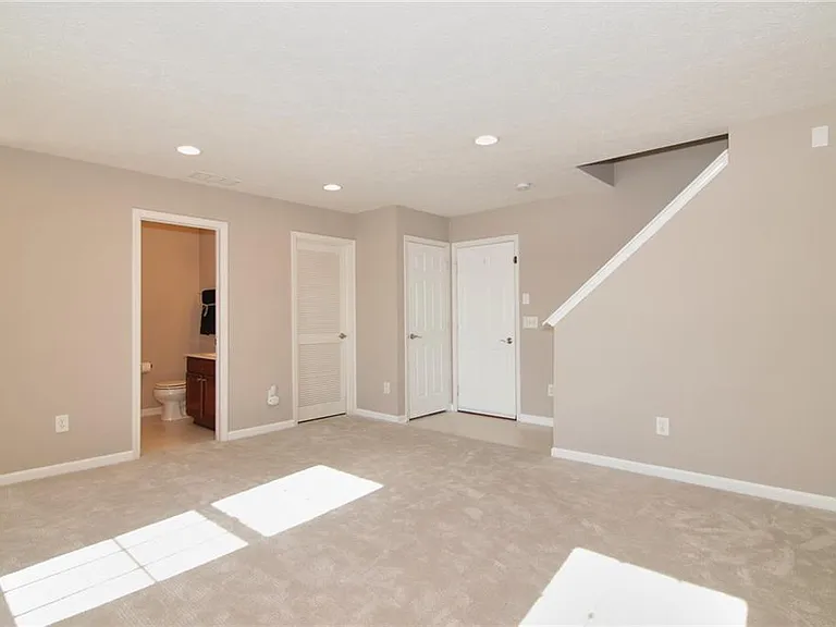 5565 Trammel Ct — Photo 25