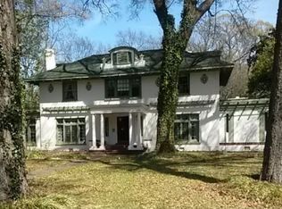 1188 E Pkwy S, Memphis, TN 38114