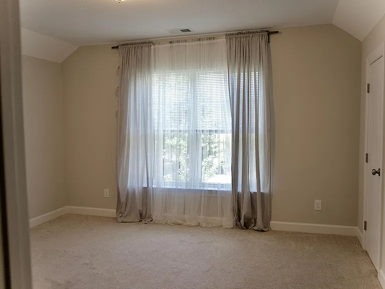 121 Matt Ln — Photo 14