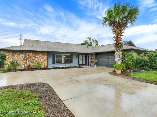 13100 Western Cir, Hudson, FL 34667