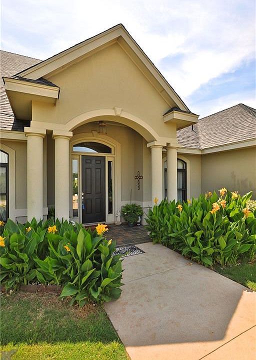 1st image of 501 Bacacita Farms Rd