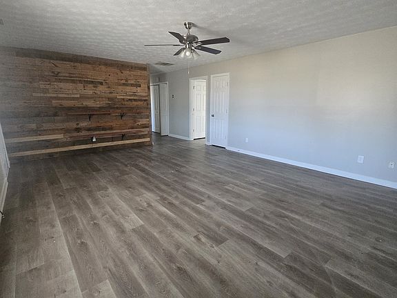 2nd image of 25 Georgia Ave