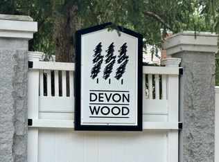 30 Bradford Commons Ln UNIT 30, Braintree, MA 02184