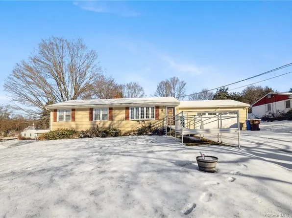 10 Grant Drive, North Branford, CT 06472