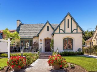 1215 Viscano Dr, Glendale, CA 91207