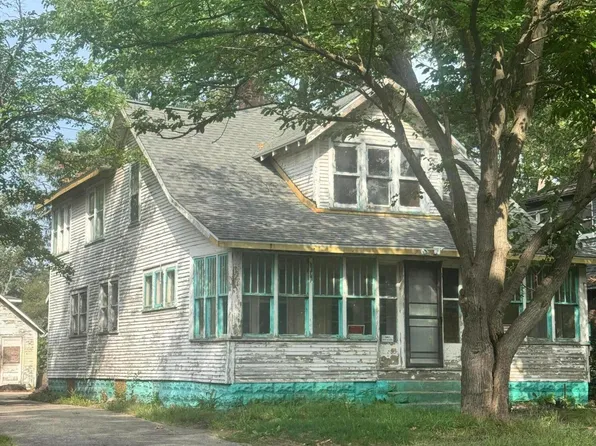 2405 Howden St, Muskegon Heights, MI 49444