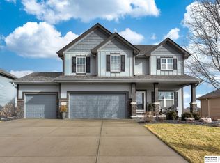 6715 S 200th Ave, Omaha, NE 68135