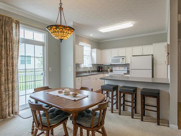 4th image of 5948 Naughten Pond Dr