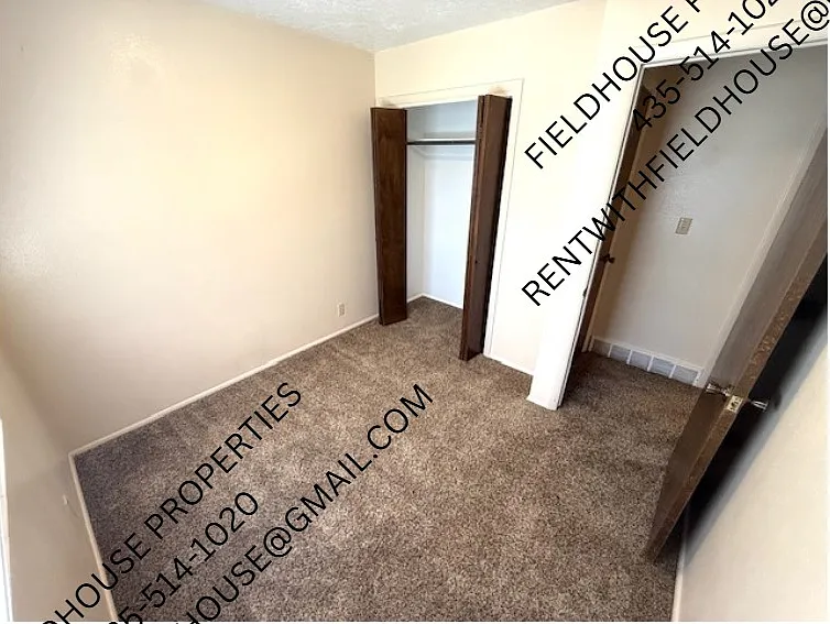 69 1/2 N 200 W #4 — Photo 7