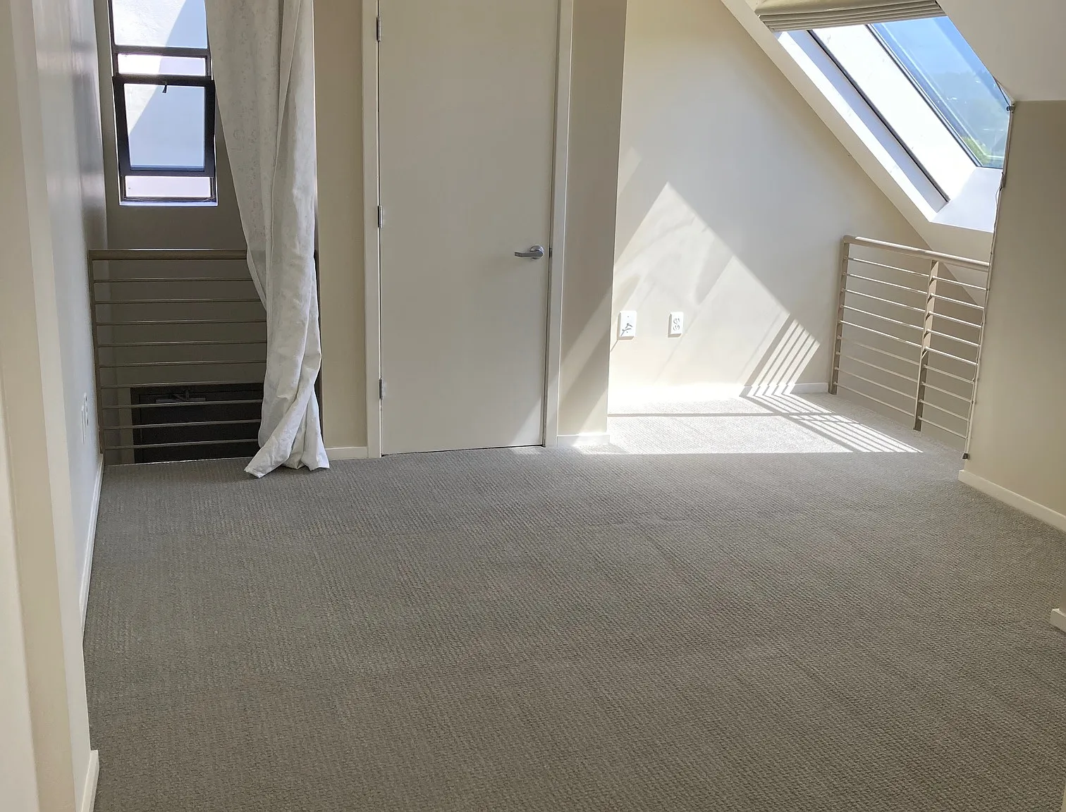 1 bed, 848 sqft, $3,999 — Photo 2