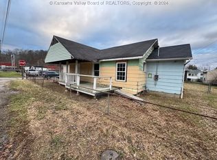 5001 Altizer Ave, Huntington, WV 25705