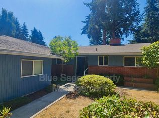 131 Leslie Ln, Sequim, WA 98382
