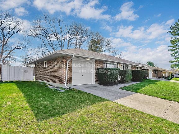 2nd image of 1386 Rosehill Rd
