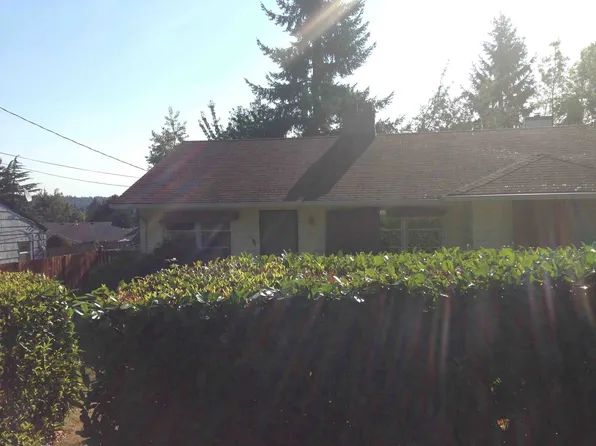 9526 40th Ave NE, Seattle, WA 98115