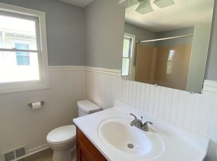 34 Beechwood Ave, Springfield, MA 01108