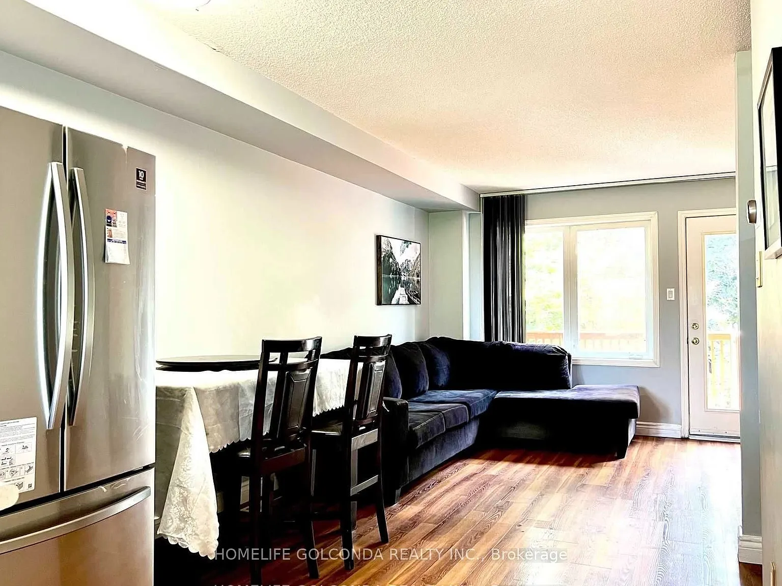 3 bed, $3,000 — Photo 4