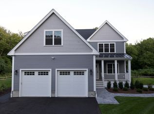 889 Maple St, Mansfield, MA 02048