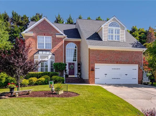 3216 Cottingham Ct, Greensboro, NC 27410