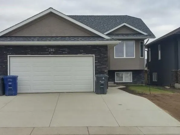 246 Sutter PLACE, Saskatoon, SK S7T 0R3