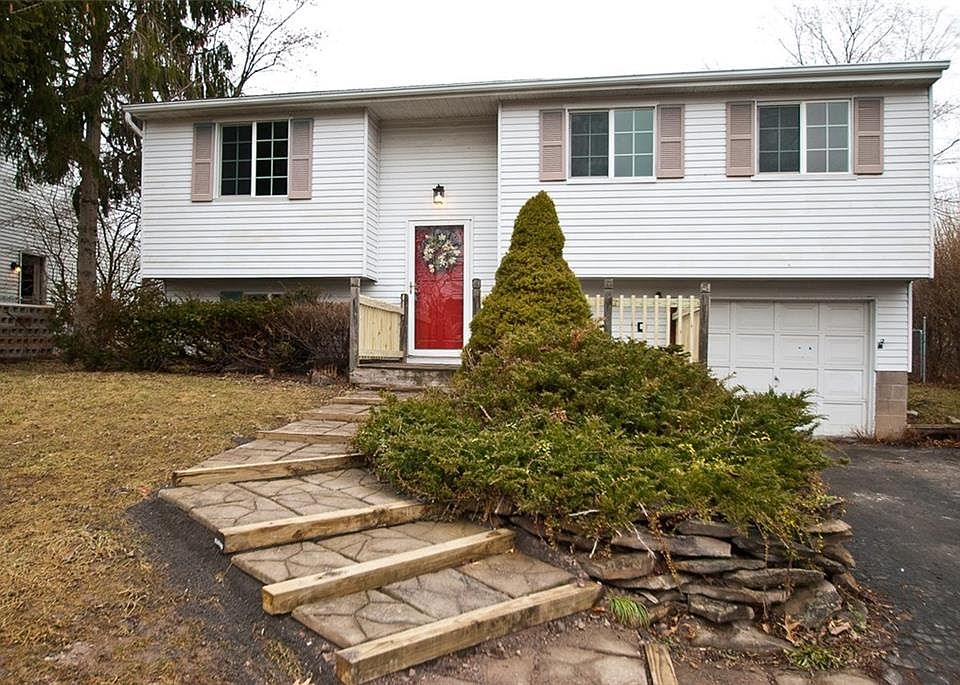 1st image of 5786 Bonnie Brae Cir