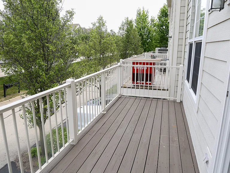 217 Comstock Dr — Photo 33