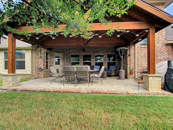 4th image of 3007 Leesa Dr