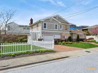 36 Leamington St, Lido Beach, NY