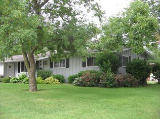 6 Shal Lee Ct, Paxton, IL 60957