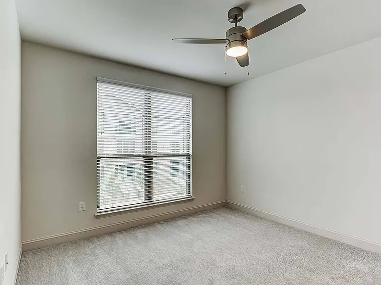 The Heights at Ridgewalk Townhomes & Apartments — Photo 39
