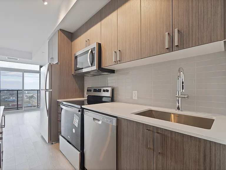 2782 Barton St E #608 — Photo 12