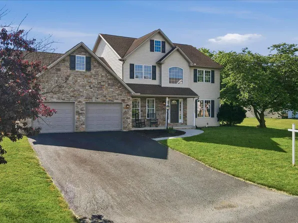 2308 Ocracoke Island Ct #83, Chambersburg, PA 17202