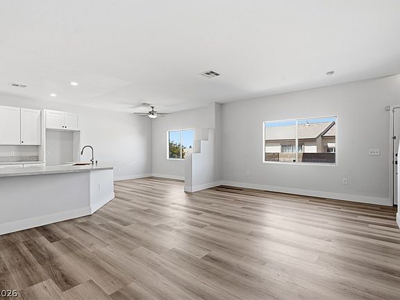 3rd image of 2050 Los Feliz St Unit 179