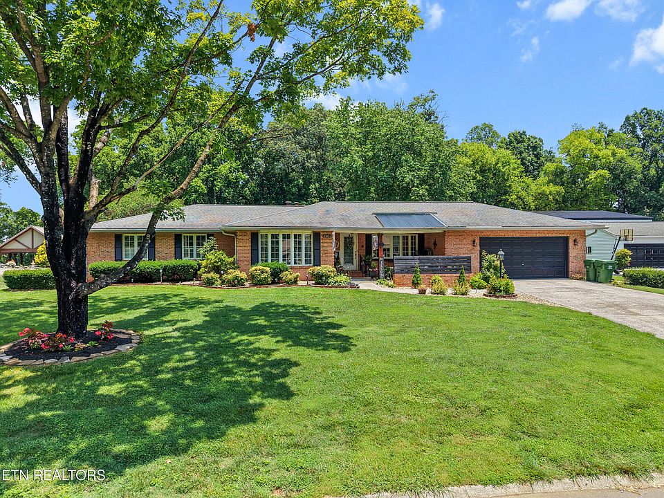 1st image of 2313 Chesterfield Dr